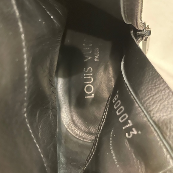 Louis Vuitton Black Patent Lthr/Silver Heel Boot - Picture 15 of 16